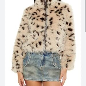 Forever 21 Cheetah Faux Fur Zip Up Coat